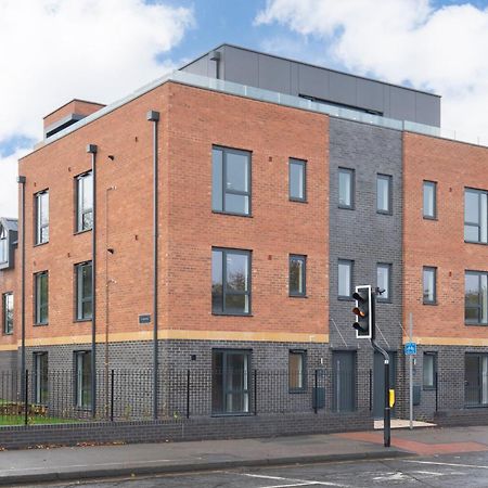 Elliot Oliver - Luxurious Two Bedroom Apartment With Parking Gloucester Exterior photo
